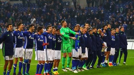Schalke hat sich in der Liga auf Rang 14 hochgearbeitet