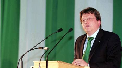 FB: 1. BL 04/05, SV Werder Bremen/Mitgliederversammlung, Hess-Grunewald