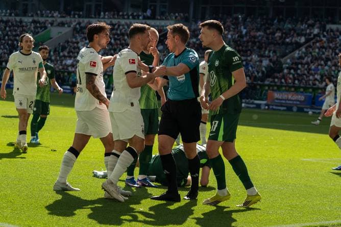 Wilde Szenen im Abstiegsduell