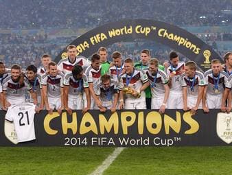 Der 13. Juli 2014 war ein historischer Tag für Mario Götze. Im WM-Finale gegen Argentinien schoss er das entscheidende Tor zum Titelgewinn. Der Endpunkt eines turbulenten Turniers.