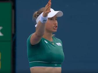 Belinda Bencic sorgt bei den US Open mit einer Frustaktion für Aufsehen. Nachdem sie einen Ball ins Publikum kommt es zum Eklat – ihre Gegnerin Julia Putintseva fordert sogar die Disqualifikation.