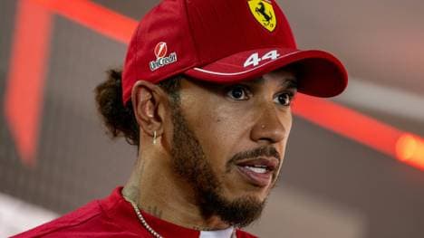Hamilton fährt erstmals als Ferrari-Pilot in Italien