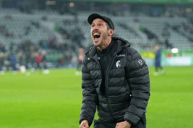 "Nur dankbar": Schuster emotional nach Sieg in Wolfsburg