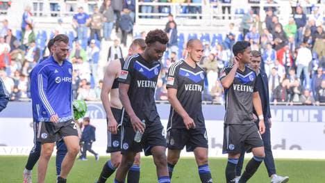 Schalke steht mit dem Rücken vor der Wand. Stürzen sie jetzt komplett ab? 