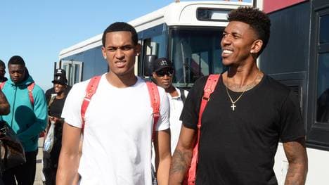 Jordan Clarkson (l.) und Nick Young droht Ärger