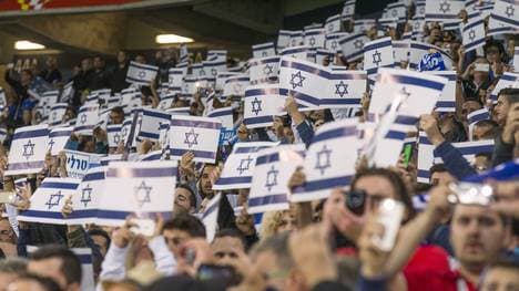Israelische Fans bei einem Länderspiel der Nationalmannschaft