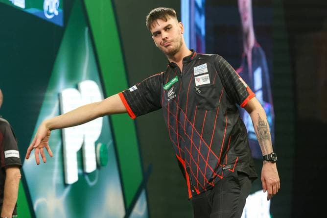 "Vielleicht der größte Idiot, der jemals Darts gespielt hat"