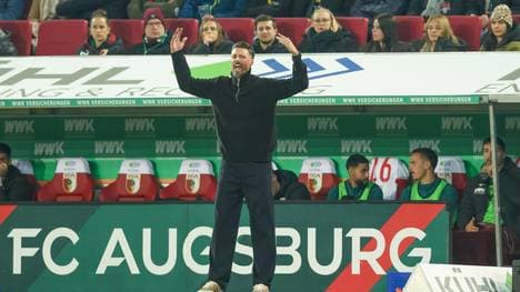 Augsburgs Trainer Sandro Wagner