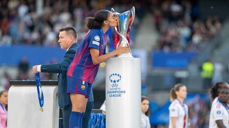 Salma Paralluelo gewann mit Barcelona die Champions League
