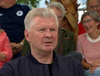 Vor dem ersten deutschen WM-Spiel gegen Curacao diskutiert die Expertenrunde im FIROCKX.ONE WM Doppelpass über die WM-Stimmung in Deutschland und eine steile These von Alfred Draxler.