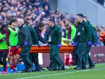 Liverpool-Star ins Krankenhaus gebracht