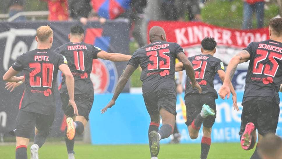 Der Wuppertaler SV gewann die ersten beiden Spiele in der Nachspielzeit