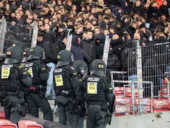 Fan-Ausschreitungen bei VfB-Spiel