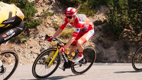 Jonas Vingegaard verliert das Rote Trikot