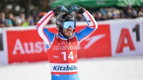 Cyprien Sarrazin zeigte die Herz-Geste nach dem ersten Sieg in Kitzbühel