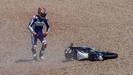 Hohenstein, Deutschland 13.-15. Juli 2018: Motorrad GP Deutschland - 2018 - Rennen Fabio di Giannantonio (Del Conca Gresini Moto3), Crash Unfall Kollision Ueberschlag Kiesbett Motorrad GP Deutschland - 2018 - Rennen *** Hohenstein, Germany 13 15 July 2018 Motorcycle GP Germany 2018 Race Fabio di Giannantonio Del Conca Gresini Moto3 , crash accident collision overturn gravel bed Motorcycle GP Germany 2018 Race smat
