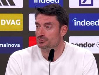 Nach der 1:2-Niederlage gegen den Hamburger SV steht Frankfurts Trainer Albert Riera erneut in der Kritik. Auf Fragen zu seiner Zukunft geht der Spanier jedoch nicht ein und richtet den Fokus klar auf seine Mannschaft.