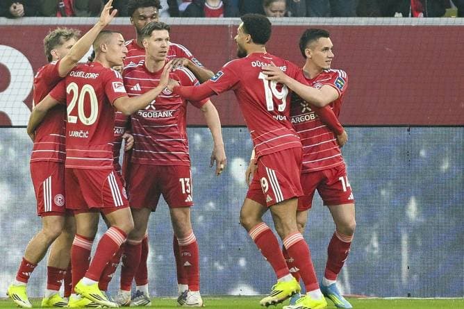 Fortuna feiert überlebenswichtigen Sieg