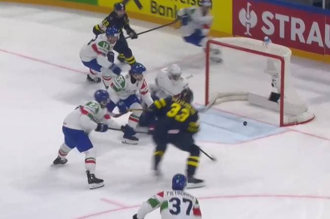 Völlig wilde Szene bei der Eishockey-WM