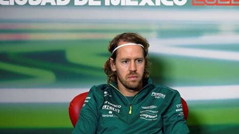 Vettel gedenkt mit seinem Helmdesign  Mateschitz