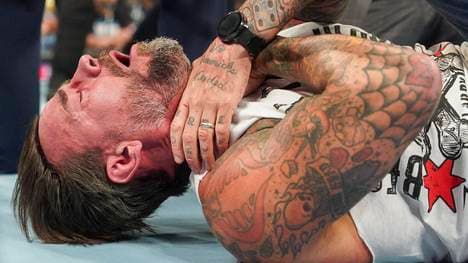 CM Punk wurde bei WWE RAW böse attackiert