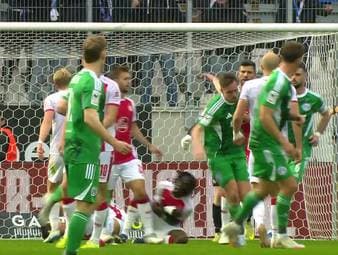 Die Highlights der Partie Rot-Weiss Essen - MSV Duisburg aus der 3. Liga im Video.