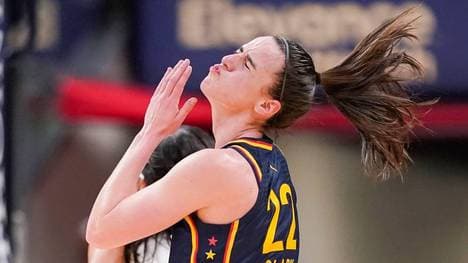 Caitlin Clark hat bei ihrem Debüt in der WNBA aufgetrumpft, aber auch große Probleme bekommen