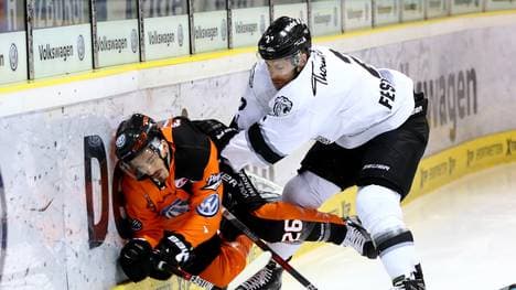 Grizzlys Wolfsburg v Nuernberg Ice Tigers - DEL Playoffs Semi Final Game 4