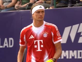 Olise? "Kein Spieler der Welt macht das"