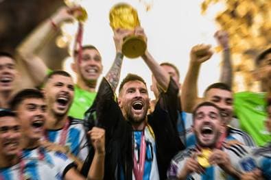 "Sportlich gibt's keinen Größeren, sympathisch ist er mir nicht!"