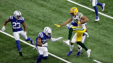 Equanimeous St. Brown wagte einen Sprung über die Colts-Defense hinweg in Richtung Endzone