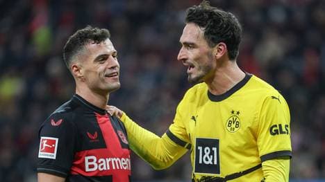 Die Nationalspieler Granit Xhaka (l.) und Mats Hummels