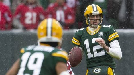 Equanimeous St. Brown (l.) möchte sich zu einer wichtigen Anspielstation von QB Aaron Rodgers (r.) entwickeln