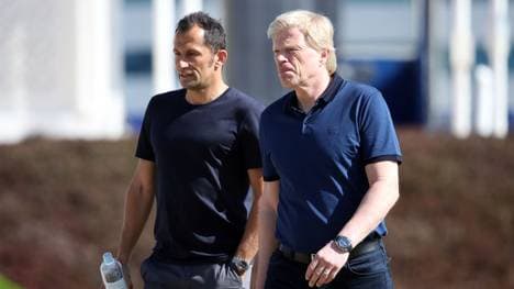 
Oliver Kahn (r., hier mit Hasan Salihamidzic) ist seit Januar 2020 Mitglied des Bayern-Vorstands 