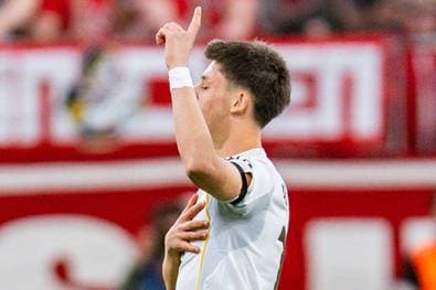 Plötzlich sucht er wieder seinen Platz