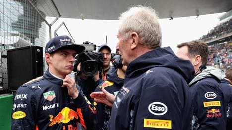 Helmut Marko (r.) verrät, dass Max Verstappen sich vor eine Corona-Infektion fürchtet