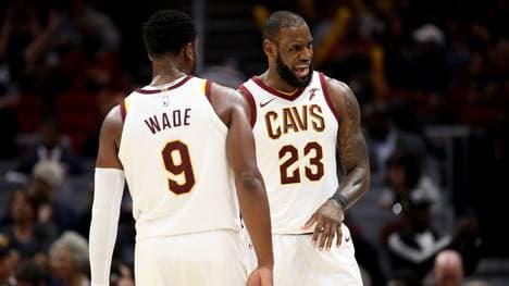 LeBron James von den Cleveland Cavaliers plagt sich mit einer Sprunggelenksverletzung herum