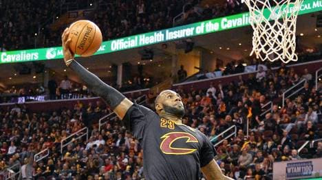 New York Knicks v Cleveland Cavaliers