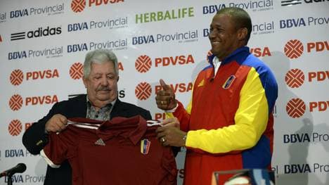 Rafael Esquivel (l.) ist ehemaliger Chef des FVF