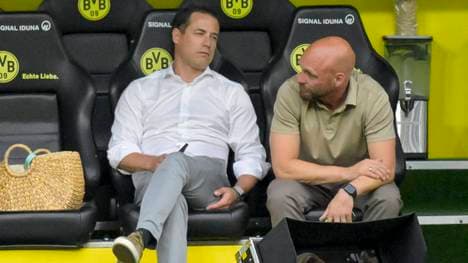 BVB-Geschäftsführer Lars Ricken zusammen mit Sportdirektor Ole Book