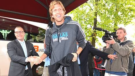 Dirk Nowitzki spielt seit 1999 bei den Dallas Mavericks