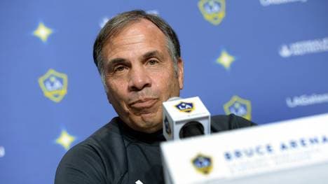 LA Galaxy to Introduce Ashley Cole and Jelle Van Damme