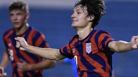 Aaronson unterschreibt einen Vertrag bis 2027