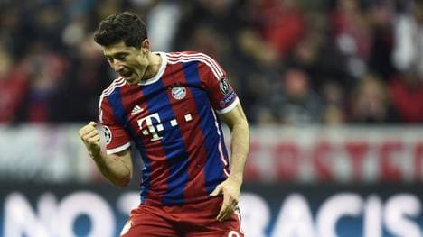 Robert Lewandowski jubelt