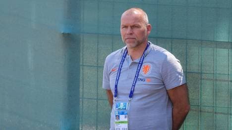 Hollands Sportchef Jan-Nico Hoogma kritisiert den Umbruch beim DFB-Team