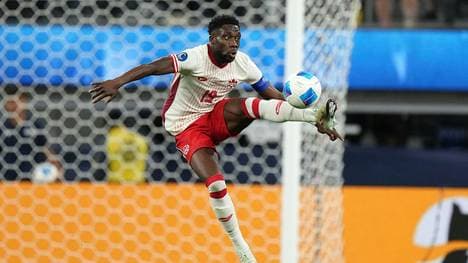 Davies hatte sich im Einsatz für Kanada verletzt