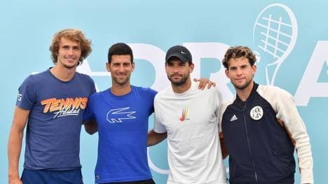Grigor Dimitrov (2.v.r.) nahm bei der Adria Tour mit Zverev (l.), Djokovic (2.v.l.) und Thiem (r.) teil