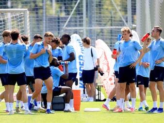 Die Sorgen bei Hertha BSC wachsen. Im Sommer verlor der Klub mehrere wichtige Leistungsträger, ohne den Kader nennenswert zu verstärken. Die Alte Dame steht daher vor einer schwierigen Saison in der 2. Bundesliga.