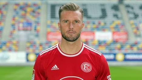 Hoffmann nach Zusammenprall u.a. mit Gehirnerschütterung