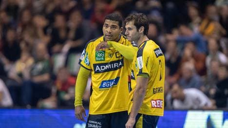 Mads Mensah (l.) steht wohl vor einem Wechsel nach Flensburg